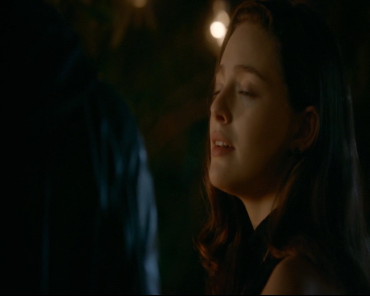 vampirediariesworld-dot-nl_TheOriginals5x07GodsGonnaTroubleTheWater02161.jpg