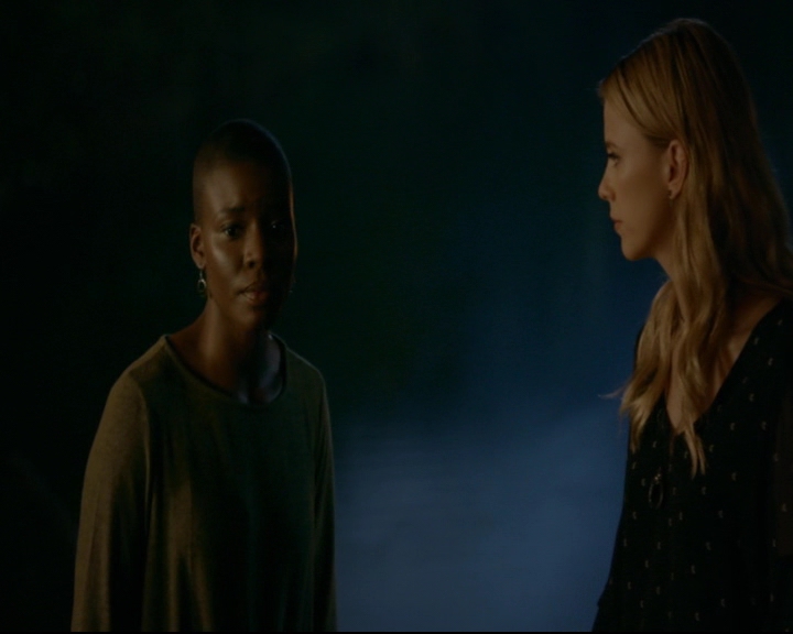 vampirediariesworld-dot-nl_TheOriginals5x07GodsGonnaTroubleTheWater02173.jpg vampirediariesworld-dot-nl_TheOriginals5x07GodsGonnaTroubleTheWater02173.jpg