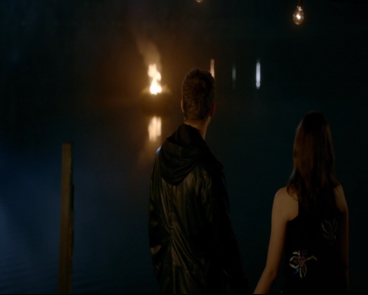 vampirediariesworld-dot-nl_TheOriginals5x07GodsGonnaTroubleTheWater02184.jpg