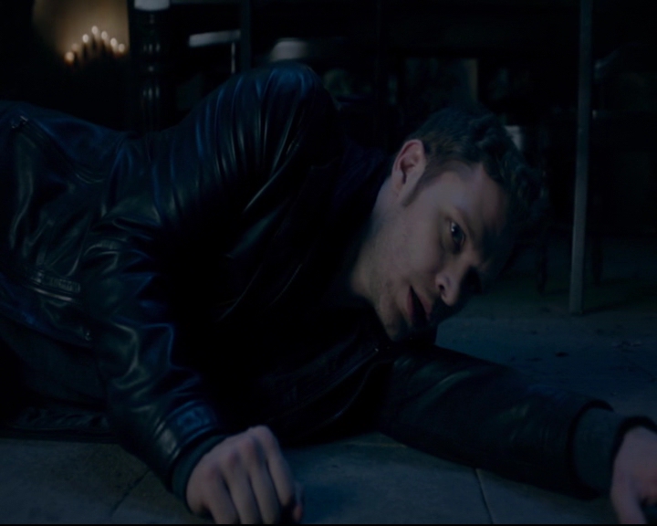 vampirediariesworld-dot-nl_TheOriginals5x07GodsGonnaTroubleTheWater02270.jpg vampirediariesworld-dot-nl_TheOriginals5x07GodsGonnaTroubleTheWater02270.jpg
