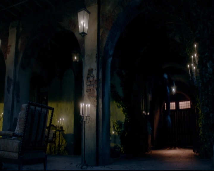 vampirediariesworld-dot-nl_TheOriginals5x07GodsGonnaTroubleTheWater02278.jpg