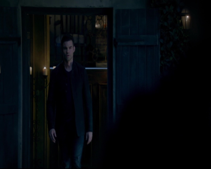vampirediariesworld-dot-nl_TheOriginals5x07GodsGonnaTroubleTheWater02287.jpg