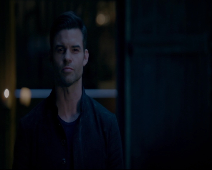 vampirediariesworld-dot-nl_TheOriginals5x07GodsGonnaTroubleTheWater02292.jpg