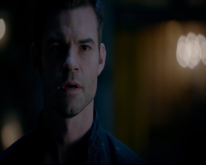 vampirediariesworld-dot-nl_TheOriginals5x07GodsGonnaTroubleTheWater02302.jpg