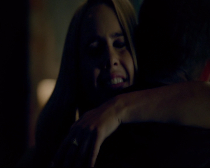 vampirediariesworld-dot-nl_TheOriginals5x08TheKindnessOfStrangers00162.jpg