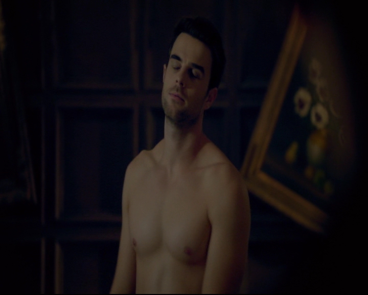 vampirediariesworld-dot-nl_TheOriginals5x08TheKindnessOfStrangers00172.jpg