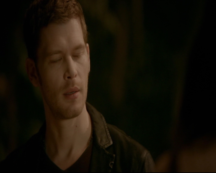 vampirediariesworld-dot-nl_TheOriginals5x08TheKindnessOfStrangers00453.jpg