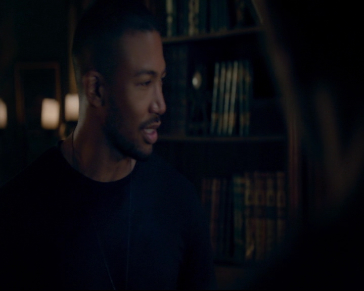 vampirediariesworld-dot-nl_TheOriginals5x08TheKindnessOfStrangers00781.jpg