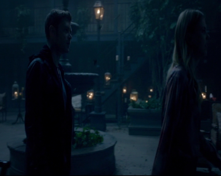 vampirediariesworld-dot-nl_TheOriginals5x08TheKindnessOfStrangers00878.jpg