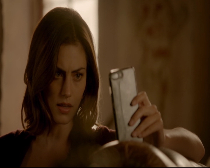 vampirediariesworld-dot-nl_TheOriginals5x08TheKindnessOfStrangers01112.jpg