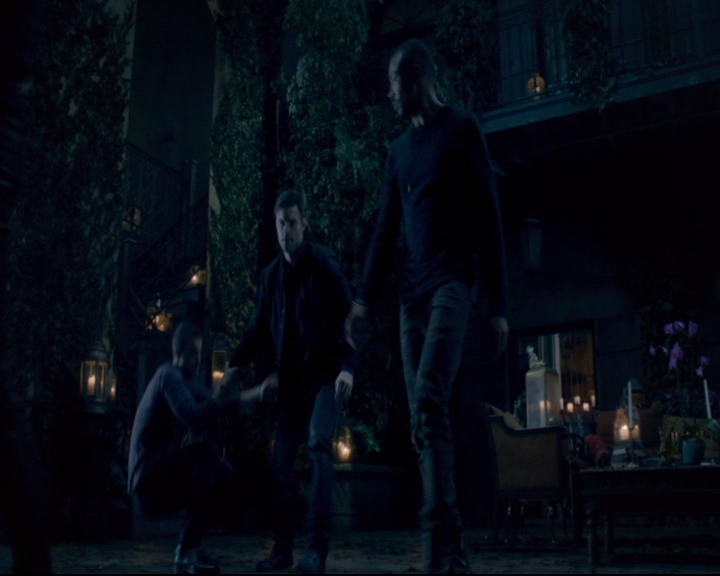 vampirediariesworld-dot-nl_TheOriginals5x08TheKindnessOfStrangers01639.jpg vampirediariesworld-dot-nl_TheOriginals5x08TheKindnessOfStrangers01639.jpg