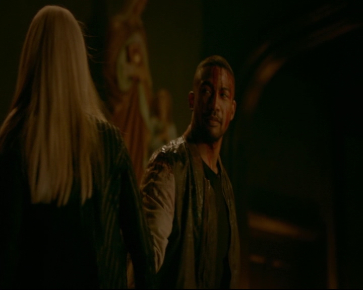 vampirediariesworld-dot-nl_TheOriginals5x08TheKindnessOfStrangers01778.jpg