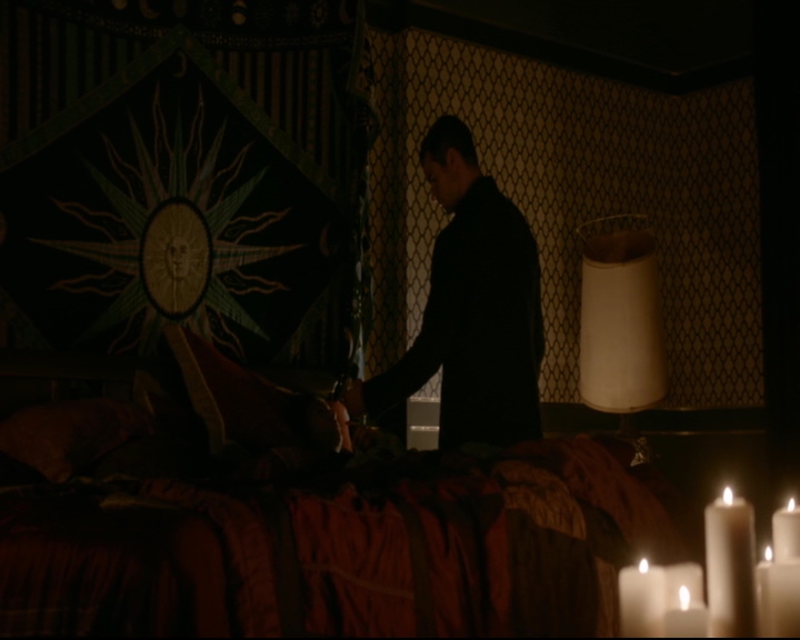 vampirediariesworld-dot-nl_TheOriginals5x08TheKindnessOfStrangers02112.jpg