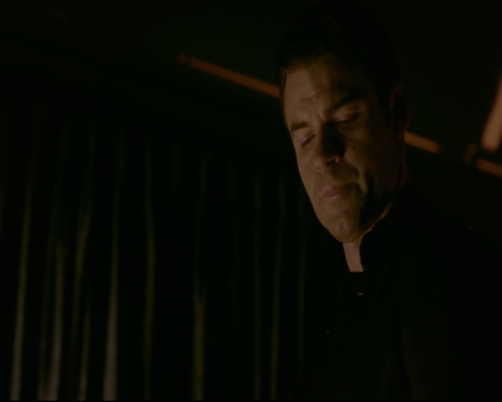 vampirediariesworld-dot-nl_TheOriginals5x08TheKindnessOfStrangers02142.jpg