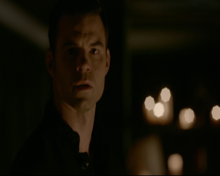 vampirediariesworld-dot-nl_TheOriginals5x08TheKindnessOfStrangers02163.jpg