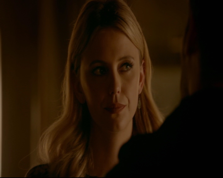 vampirediariesworld-dot-nl_TheOriginals5x08TheKindnessOfStrangers02207.jpg