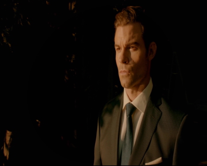 vampirediariesworld-dot-nl_TheOriginals5x08TheKindnessOfStrangers02350.jpg