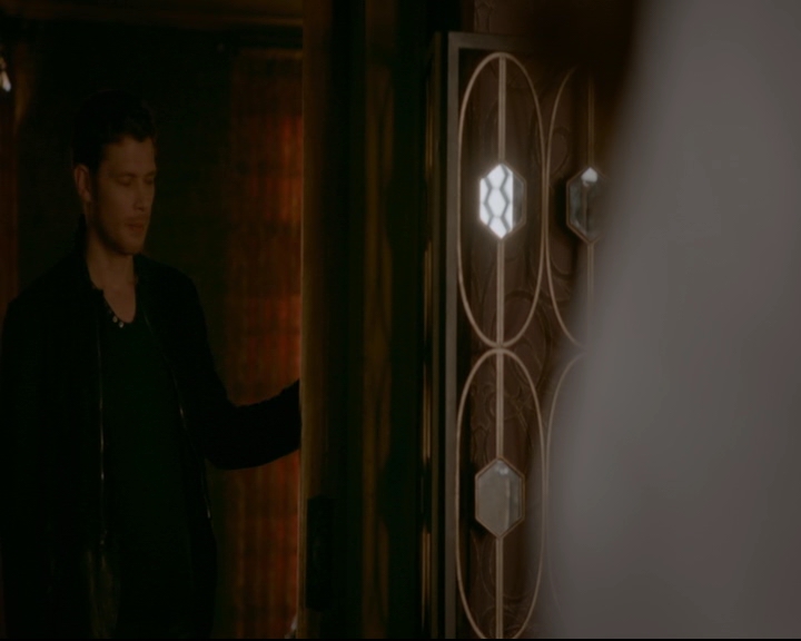 vampirediariesworld-dot-nl_TheOriginals5x09WeHaveNotLongToLove00273.jpg