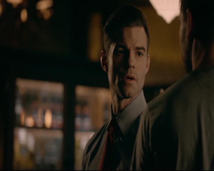 vampirediariesworld-dot-nl_TheOriginals5x09WeHaveNotLongToLove01300.jpg