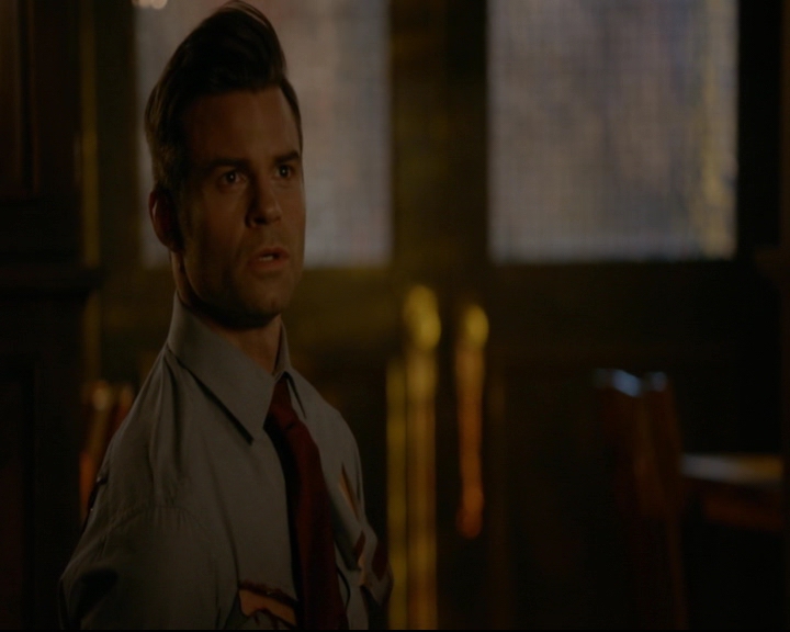 vampirediariesworld-dot-nl_TheOriginals5x09WeHaveNotLongToLove01643.jpg