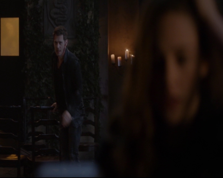 vampirediariesworld-dot-nl_TheOriginals5x10ThereInTheDisappearingLight00006.jpg