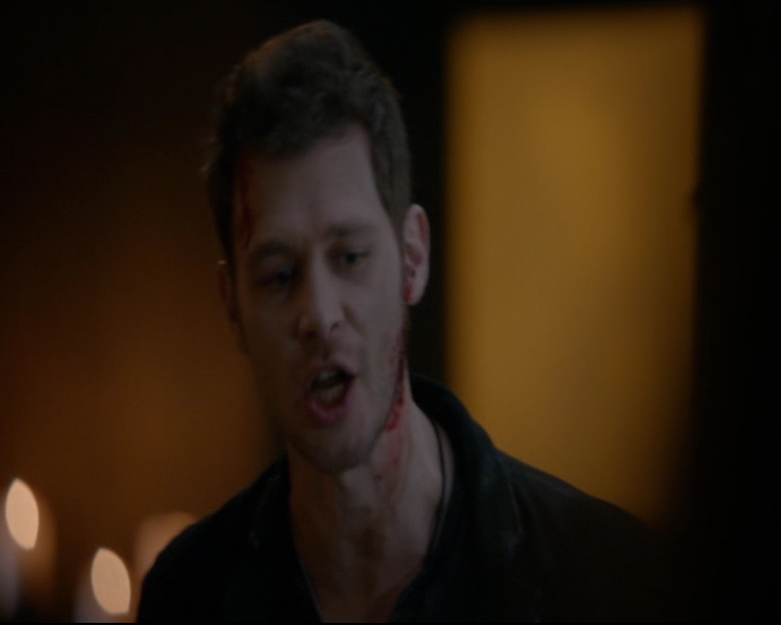 vampirediariesworld-dot-nl_TheOriginals5x10ThereInTheDisappearingLight00013.jpg