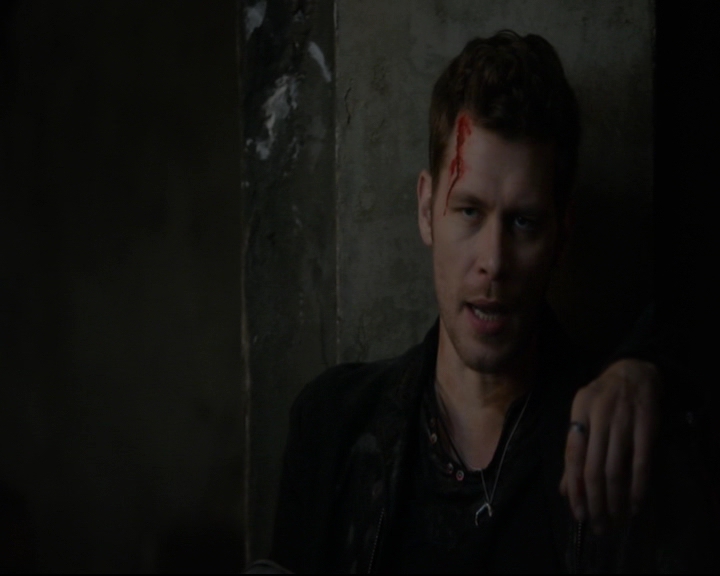 vampirediariesworld-dot-nl_TheOriginals5x10ThereInTheDisappearingLight00029.jpg