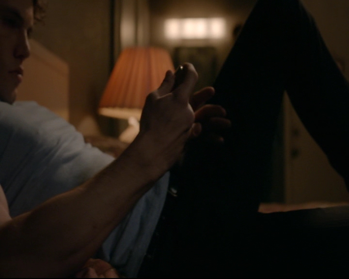 vampirediariesworld-dot-nl_TheOriginals5x10ThereInTheDisappearingLight00056.jpg