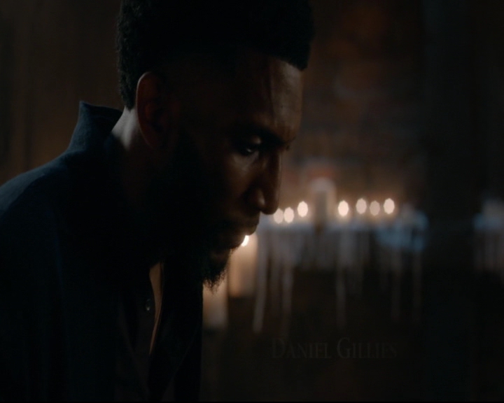 vampirediariesworld-dot-nl_TheOriginals5x10ThereInTheDisappearingLight00129.jpg