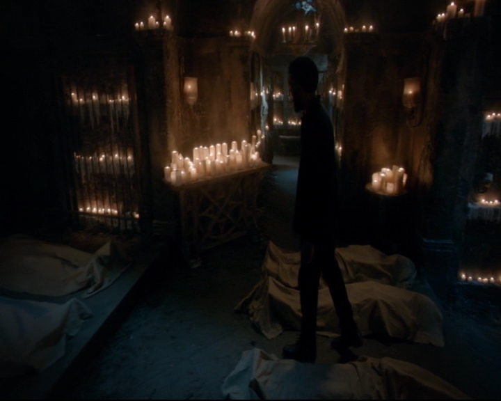 vampirediariesworld-dot-nl_TheOriginals5x10ThereInTheDisappearingLight00145.jpg