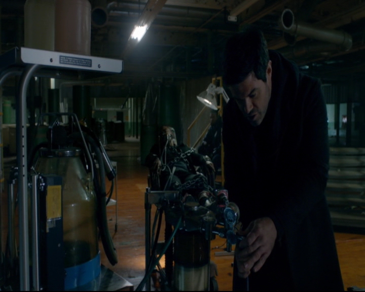 vampirediariesworld-dot-nl_TheOriginals5x10ThereInTheDisappearingLight00551.jpg