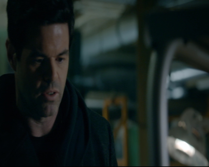 vampirediariesworld-dot-nl_TheOriginals5x10ThereInTheDisappearingLight00675.jpg