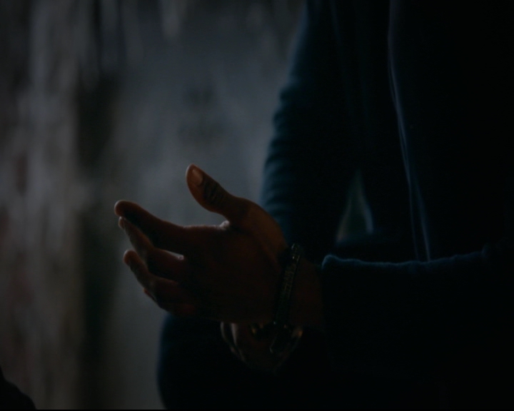 vampirediariesworld-dot-nl_TheOriginals5x10ThereInTheDisappearingLight00977.jpg