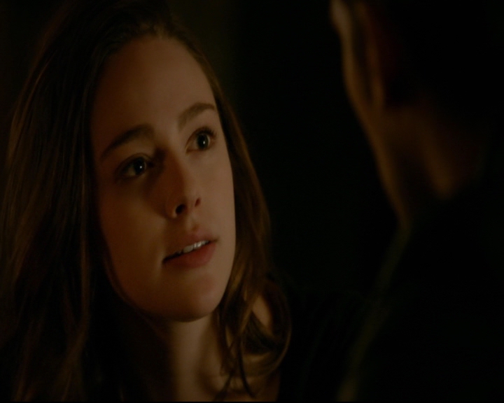 vampirediariesworld-dot-nl_TheOriginals5x10ThereInTheDisappearingLight01166.jpg