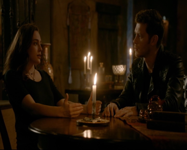 vampirediariesworld-dot-nl_TheOriginals5x10ThereInTheDisappearingLight01170.jpg