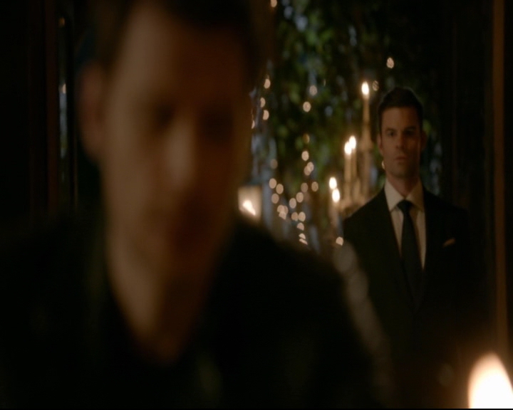 vampirediariesworld-dot-nl_TheOriginals5x10ThereInTheDisappearingLight01194.jpg