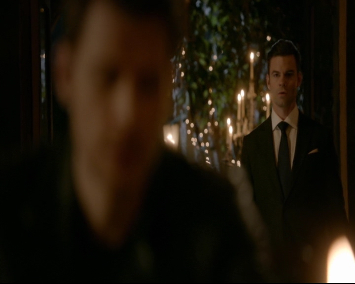 vampirediariesworld-dot-nl_TheOriginals5x10ThereInTheDisappearingLight01195.jpg