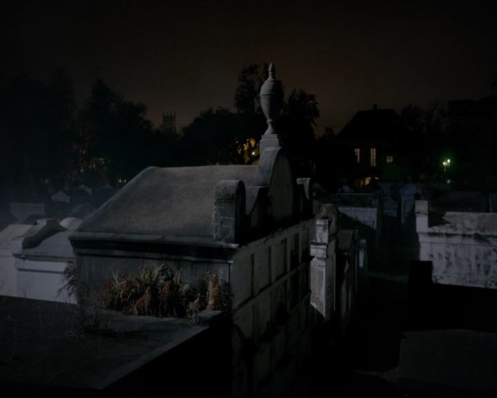 vampirediariesworld-dot-nl_TheOriginals5x10ThereInTheDisappearingLight01230.jpg