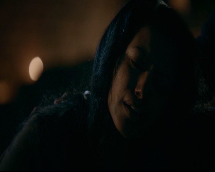 vampirediariesworld-dot-nl_TheOriginals5x10ThereInTheDisappearingLight01254.jpg