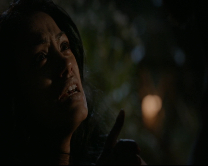 vampirediariesworld-dot-nl_TheOriginals5x10ThereInTheDisappearingLight01269.jpg