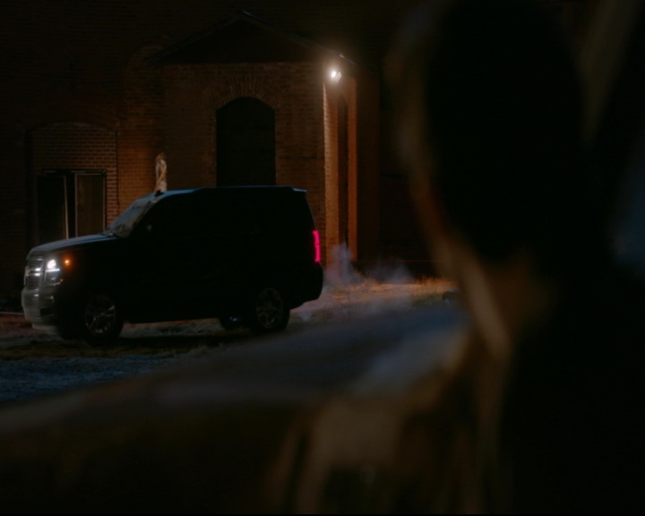 vampirediariesworld-dot-nl_TheOriginals5x10ThereInTheDisappearingLight01308.jpg