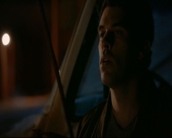 vampirediariesworld-dot-nl_TheOriginals5x10ThereInTheDisappearingLight01313.jpg