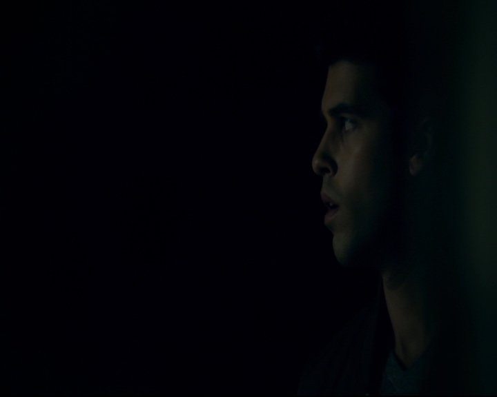 vampirediariesworld-dot-nl_TheOriginals5x10ThereInTheDisappearingLight01322.jpg