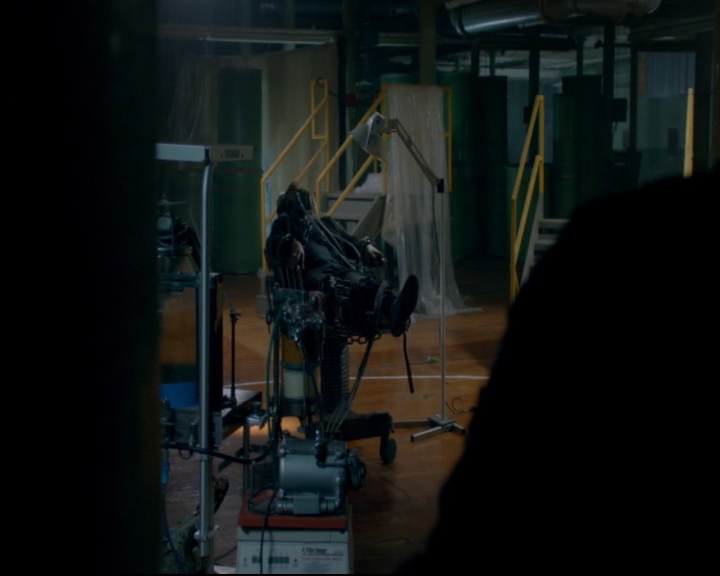 vampirediariesworld-dot-nl_TheOriginals5x10ThereInTheDisappearingLight01343.jpg