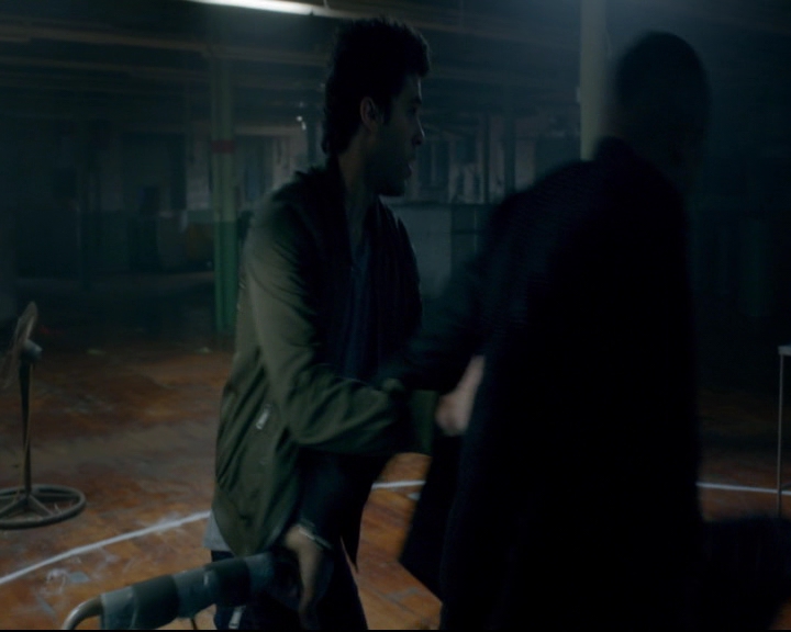 vampirediariesworld-dot-nl_TheOriginals5x10ThereInTheDisappearingLight01364.jpg