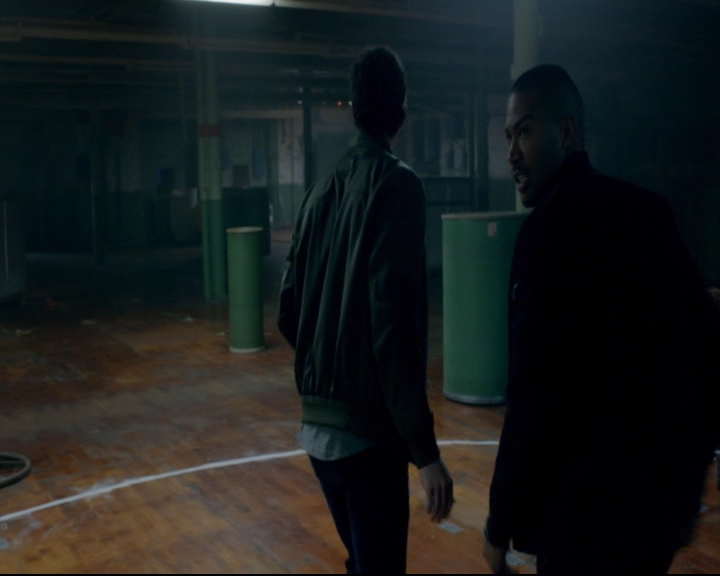 vampirediariesworld-dot-nl_TheOriginals5x10ThereInTheDisappearingLight01365.jpg