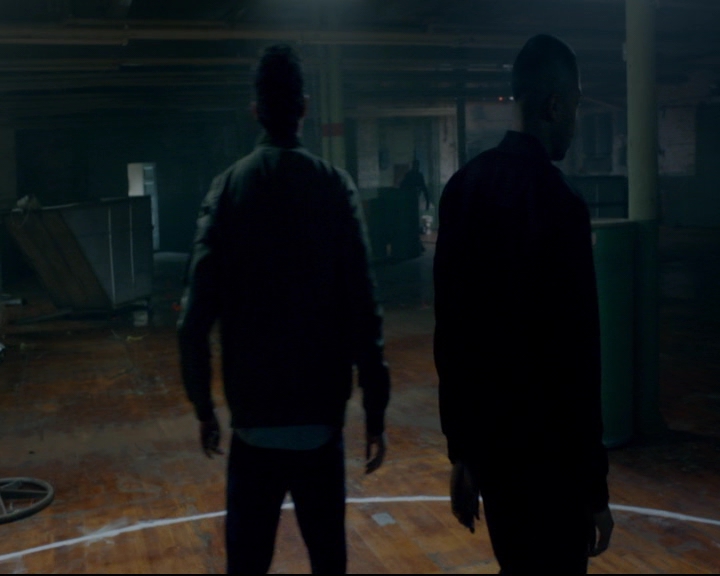 vampirediariesworld-dot-nl_TheOriginals5x10ThereInTheDisappearingLight01367.jpg