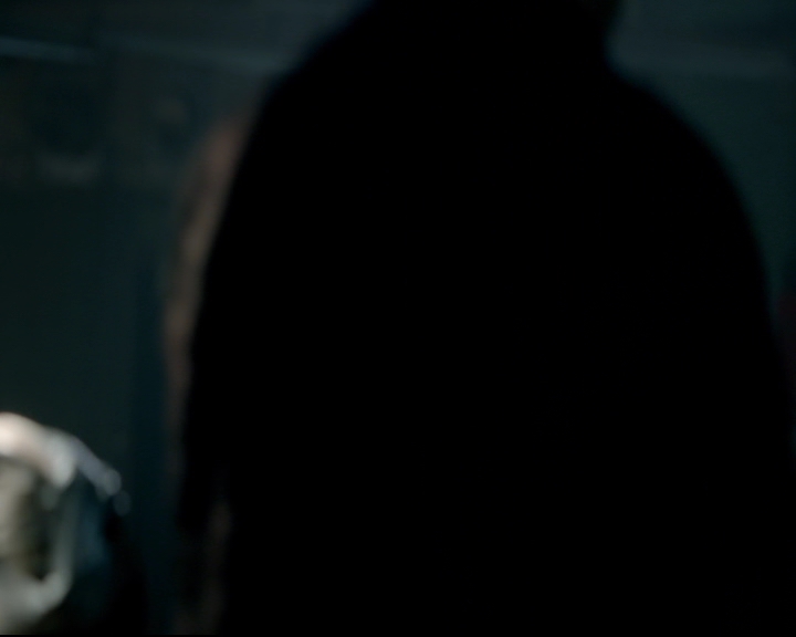 vampirediariesworld-dot-nl_TheOriginals5x10ThereInTheDisappearingLight01372.jpg