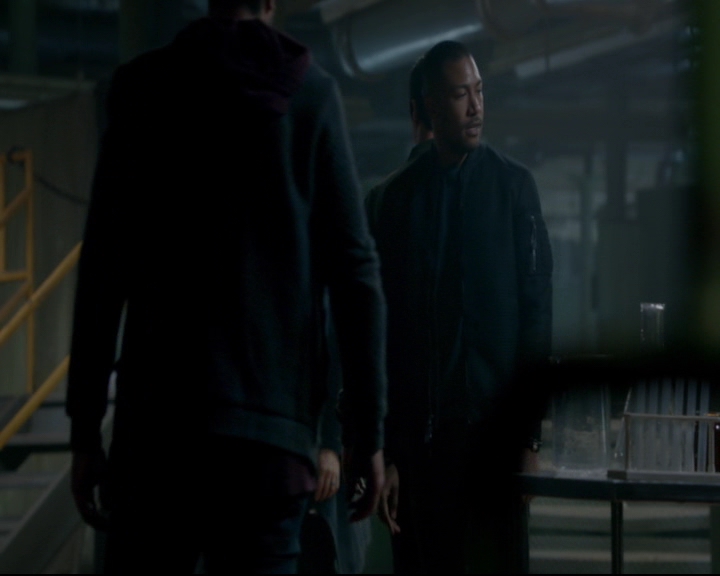 vampirediariesworld-dot-nl_TheOriginals5x10ThereInTheDisappearingLight01373.jpg