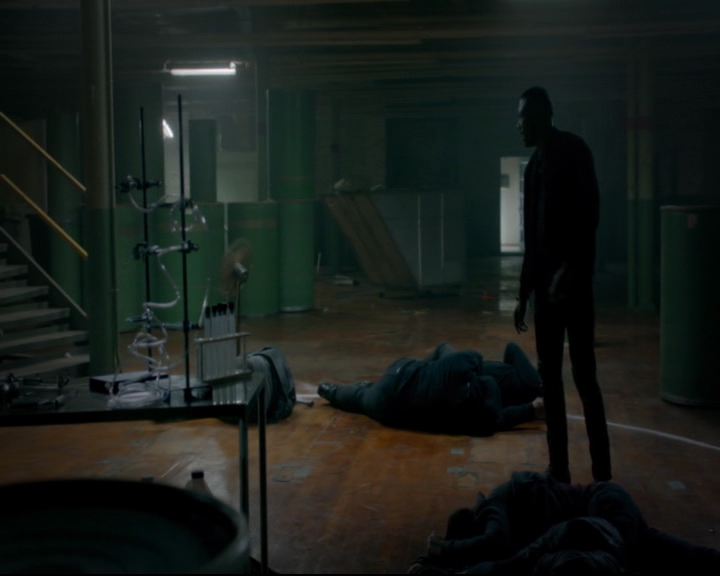 vampirediariesworld-dot-nl_TheOriginals5x10ThereInTheDisappearingLight01407.jpg
